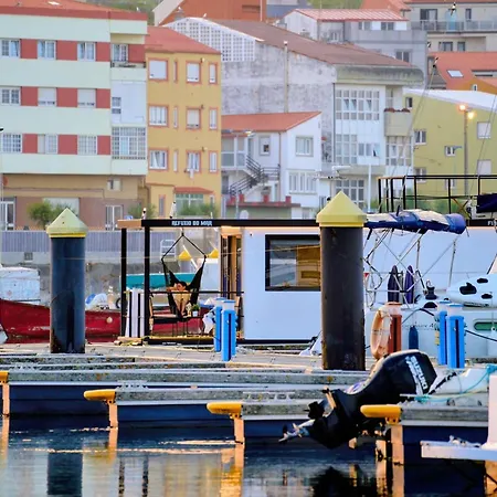 Båthotell Alma Flotante *