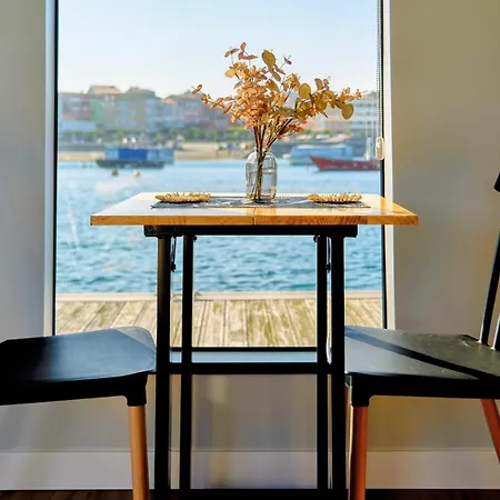 Alma Flotante Båthotell *