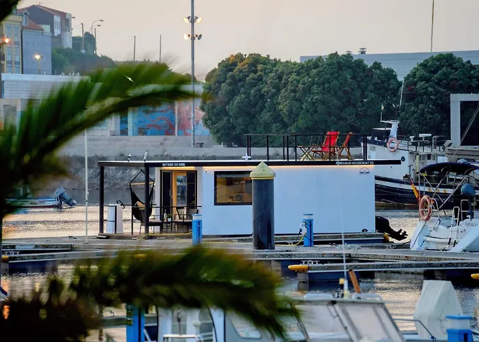 Alma Flotante Πλωτό κατάλυμα *