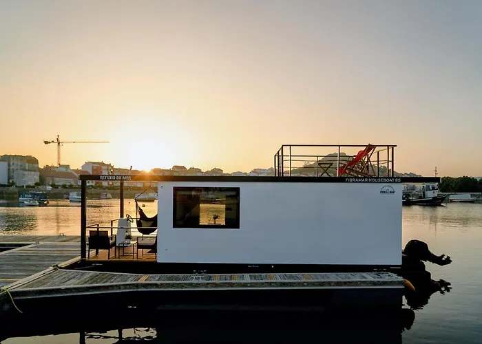 Πλωτό κατάλυμα Alma Flotante *