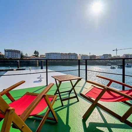 Bateau-hôtel Alma Flotante